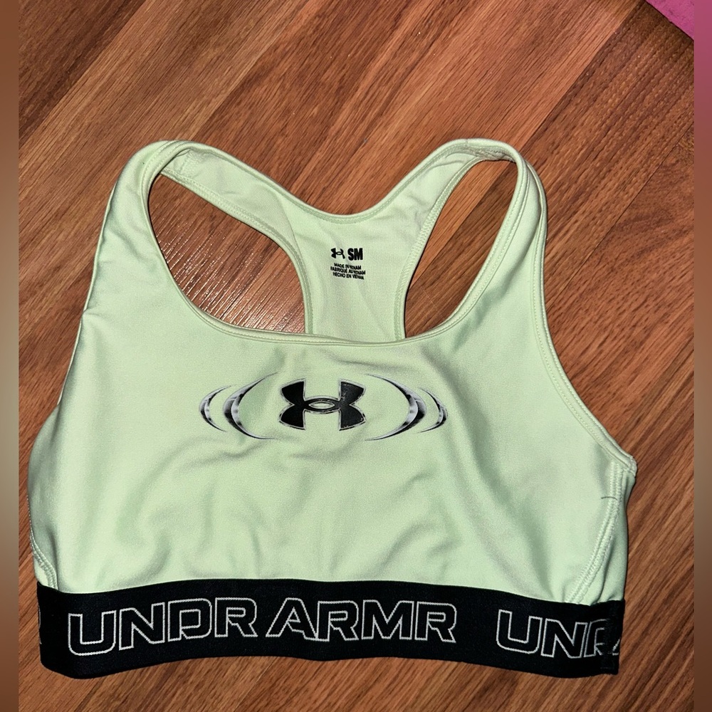 Under Armor Women’s Sports Bra Size SM